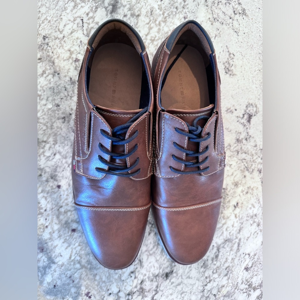 COPY - Mens Dress Shoes. Med Brown Color like new worn twice.